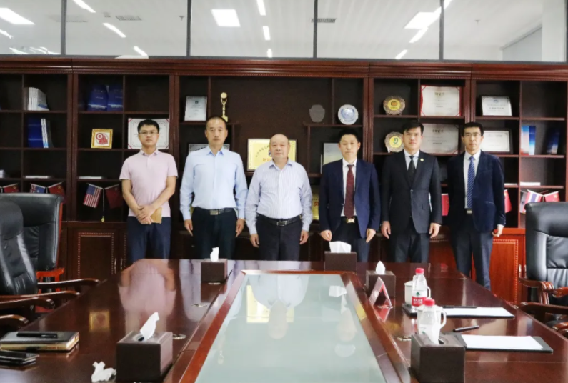 【集團公司】三獅國際與中聞律師事務(wù)所簽署戰(zhàn)略合作協(xié)議